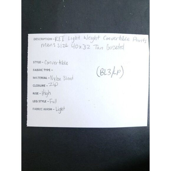 REI Light Weight Convertible Pants Men's Size 40x32 Tan Gusseted - Picture 9 of 10